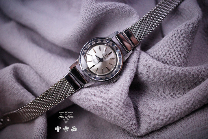 Omega Mini silver